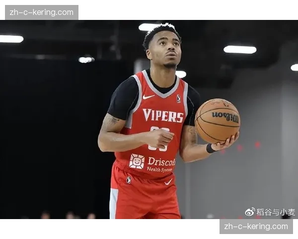 克里斯托弗身体素质劲爆 深圳后场冲击力获提升